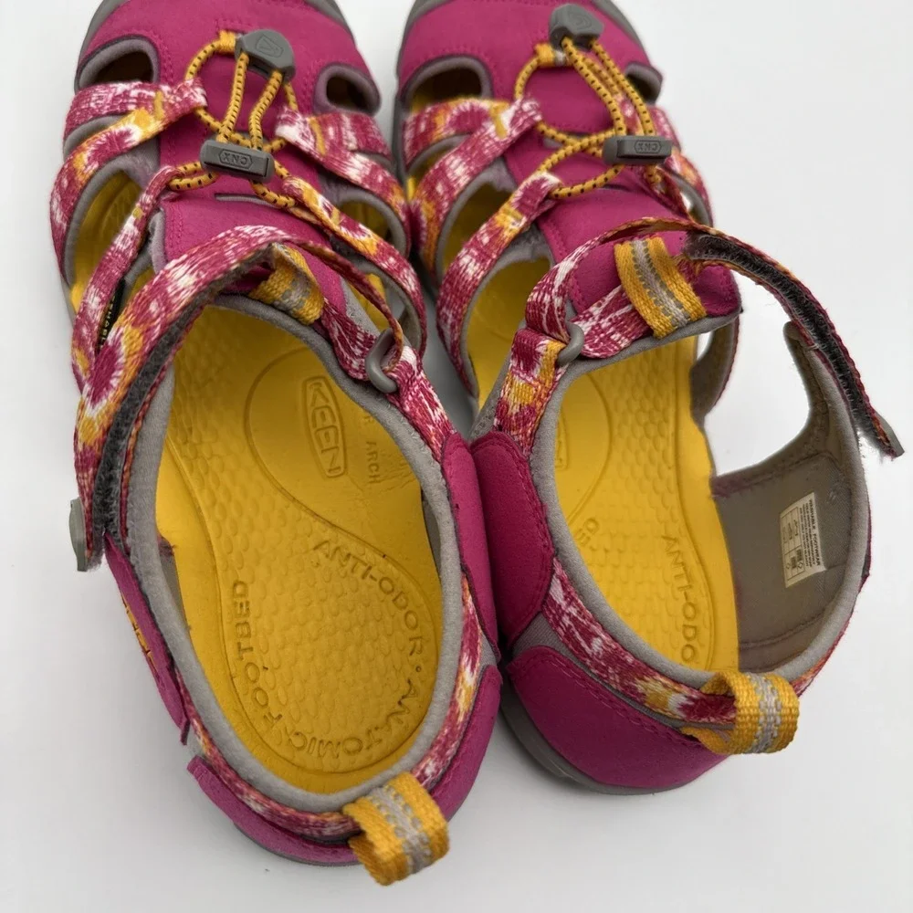 Keen Hiking Sandals Youth 7 Seacamp II CNX Pink Hook & Loop Tie Dye 1026320
